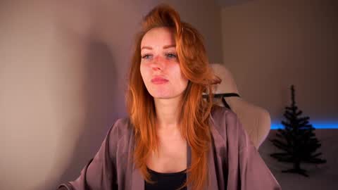 Snapshot of lubafox chatting on 13, 12, 2024 Luba online show from 13, 12, 2024