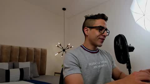 luca_morettii online show from 11, 9, 2025