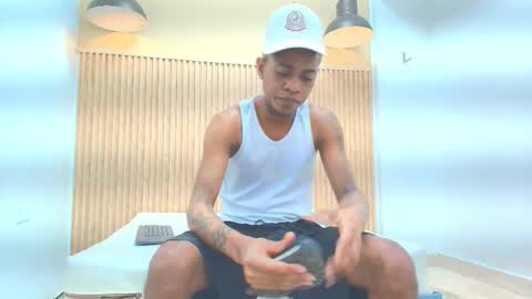 Snapshot of luca_turner chatting on 13, 3, 2026 LUCA online show from 13, 3, 2026