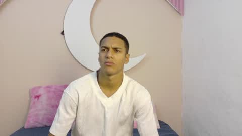 lucas837481 online show from 17, 7, 2026