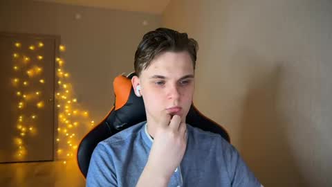 Lucas Gill online show from 27, 1, 2025