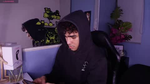 Snapshot of lucascarterr chatting on 1, 10, 2025 lucascarterr online show from 1, 10, 2025