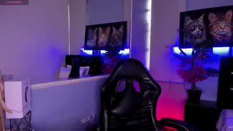 Snapshot of lucascarterr chatting on 17, 11, 2025 lucascarterr online show from 17, 11, 2025