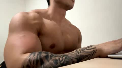 lucasfit24 online show from 31, 1, 2025