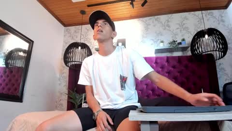 Lucca Moreti online show from 7, 4, 2026