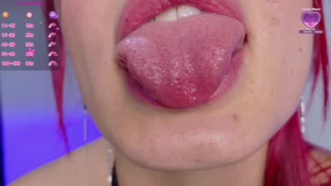 Snapshot of luccycollins_ chatting on 20, 1, 2025 Luccy online show from 20, 1, 2025