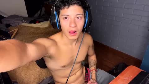 Snapshot of luchosaando chatting on 3, 2, 2025 Felipe online show from 3, 2, 2025