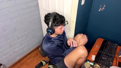 Snapshot of luchosaando chatting on 28, 2, 2025 Felipe online show from 28, 2, 2025