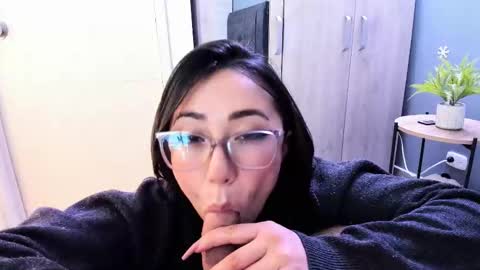 Snapshot of luci_fer15 chatting on 11, 3, 2025 Luci y Fer online show from 11, 3, 2025