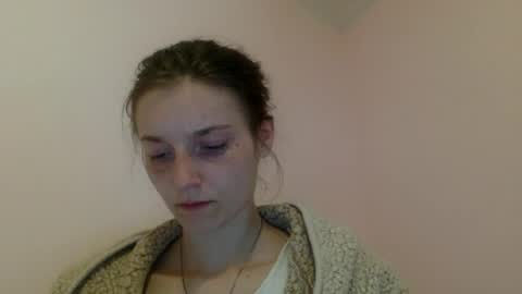 Luci Layne online show from 29, 6, 2026