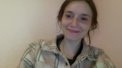 Luci Layne online show from 15, 7, 2026