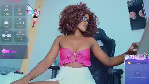 lucia01m online show from 24, 6, 2026