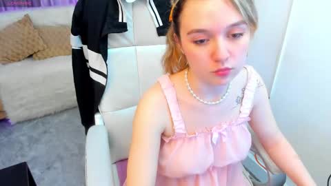 lucia_copper online show from 1, 11, 2025