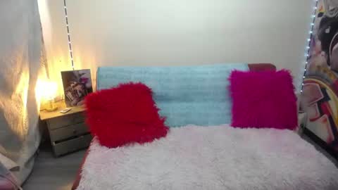 lucia_evans21 online show from 21, 7, 2026