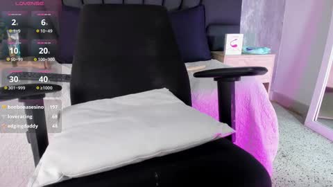   online show from 15, 9, 2025