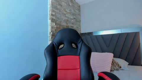Snapshot of lucia_khan chatting on 26, 6, 2026 L u c i a online show from 26, 6, 2026