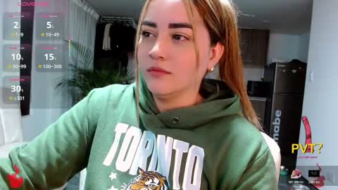 lucia star  online show from 14, 11, 2025