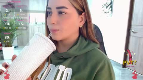 lucia star  online show from 2, 12, 2025