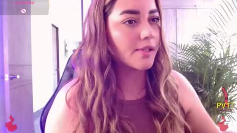 lucia star  online show from 8, 1, 2026