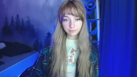 Snapshot of luciacam20 chatting on 16, 12, 2024 Lucy online show from 16, 12, 2024