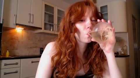 Snapshot of luciacoy chatting on 14, 12, 2024 Lucia online show from 14, 12, 2024