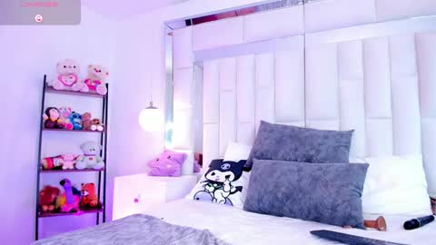 Lisseth  online show from 8, 3, 2025