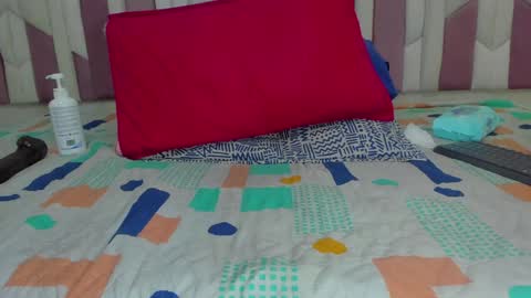 instagram luciana417  online show from 14, 1, 2025