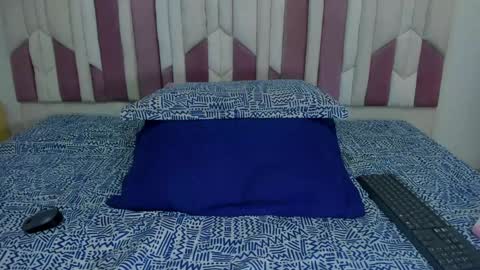 instagram luciana417  online show from 22, 1, 2025