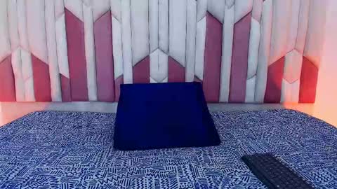 instagram luciana417  online show from 30, 9, 2025