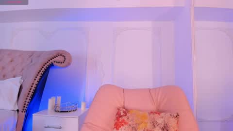 Snapshot of luciana_roa chatting on 21, 5, 2026 Luciana online show from 21, 5, 2026