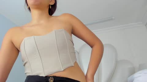 Snapshot of lucianacarter chatting on 18, 12, 2024 online show from 18, 12, 2024