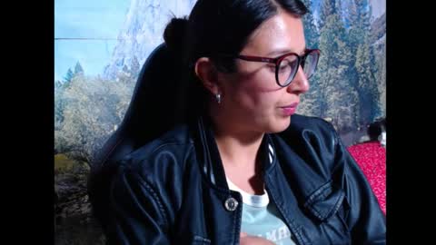 Snapshot of lucianahalen chatting on 18, 10, 2025 Lucy online show from 18, 10, 2025