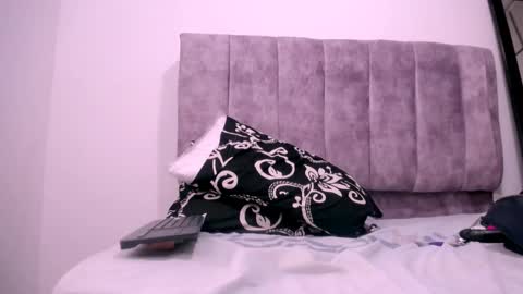 Snapshot of lucianahardmand chatting on 23, 9, 2025 lucianahardmand online show from 23, 9, 2025