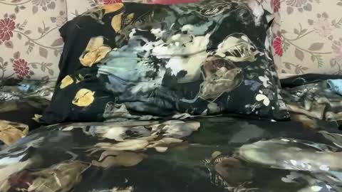 Snapshot of lucianalive chatting on 22, 11, 2025 Mysterious Girl online show from 22, 11, 2025