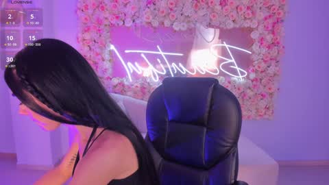 Luciana Miller  online show from 21, 12, 2024
