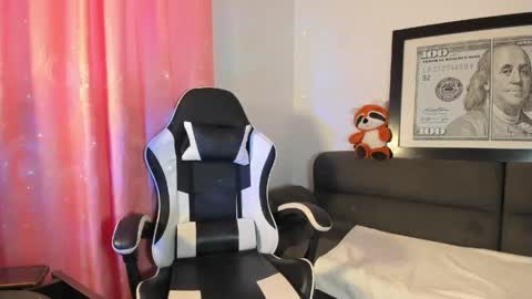 Luciana M online show from 20, 4, 2026