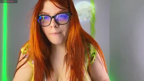 Snapshot of lucie_nicolls chatting on 10, 2, 2025 Lucie   online show from 10, 2, 2025