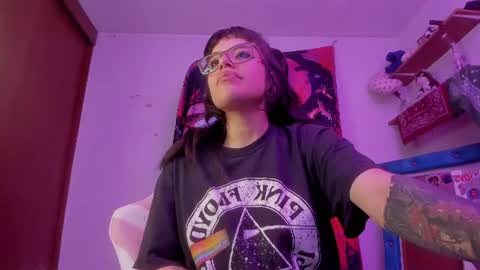 Snapshot of luciferrx666 chatting on 18, 6, 2026 camila online show from 18, 6, 2026