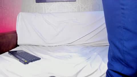 Leo online show from 8, 3, 2025