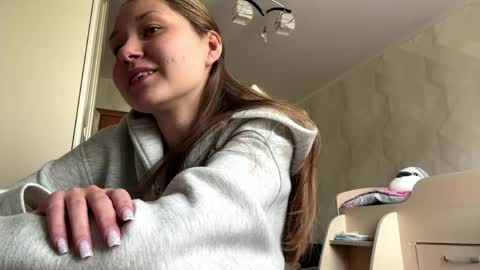 Snapshot of lucindascercy chatting on 23, 4, 2026 Maya online show from 23, 4, 2026