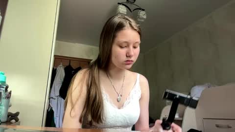Snapshot of lucindascercy chatting on 16, 5, 2026 Maya online show from 16, 5, 2026