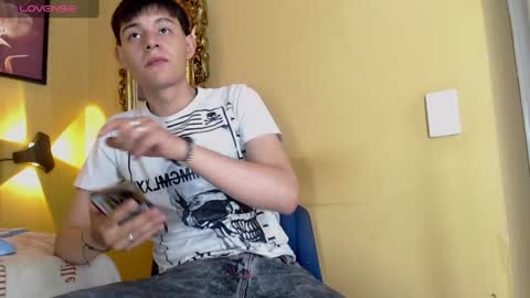 Snapshot of luckk_ chatting on 3, 4, 2026 luckk_ online show from 3, 4, 2026