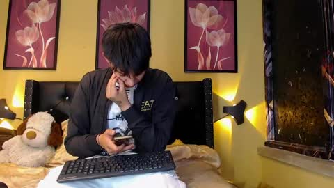 Snapshot of luckk_ chatting on 21, 4, 2026 luckk_ online show from 21, 4, 2026
