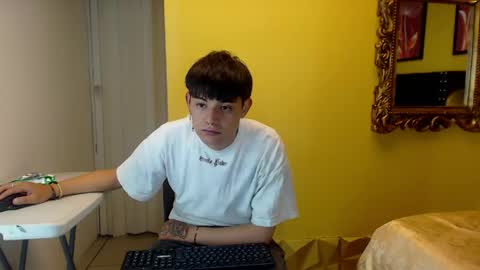 Snapshot of luckk_ chatting on 21, 5, 2026 luckk_ online show from 21, 5, 2026
