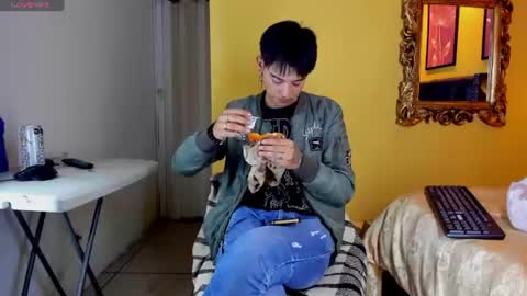 Snapshot of luckk_ chatting on 13, 6, 2026 luckk_ online show from 13, 6, 2026