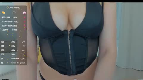 Snapshot of lucky__lady_ chatting on 11, 7, 2026 lucky__lady_ online show from 11, 7, 2026