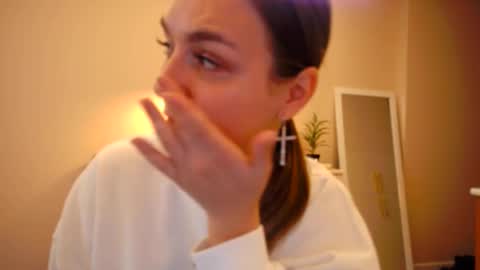 Snapshot of lucky_foryou_baby chatting on 2, 12, 2024 lucky_foryou_baby online show from 2, 12, 2024