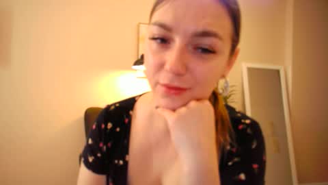 Snapshot of lucky_foryou_baby chatting on 23, 12, 2024 lucky_foryou_baby online show from 23, 12, 2024