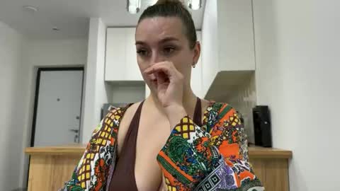 lucky_foryou_baby online show from 17, 1, 2026