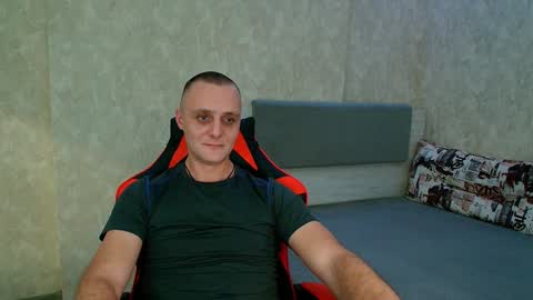 Ethan online show from 14, 1, 2025